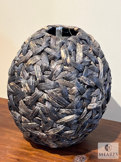 Water Hyacinth Ball Basket 13"