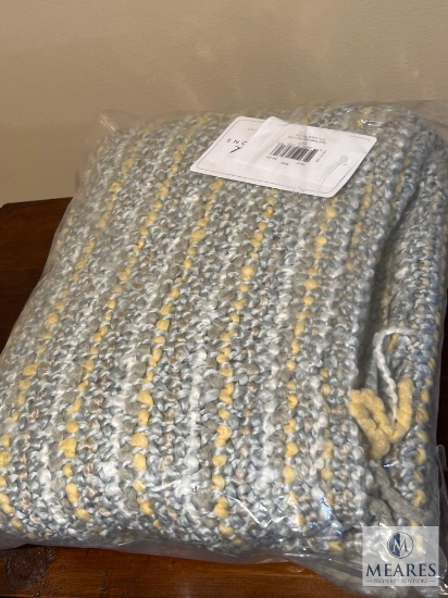 Bedford Collections Stria Silver 40" x 70" Throw Blanket