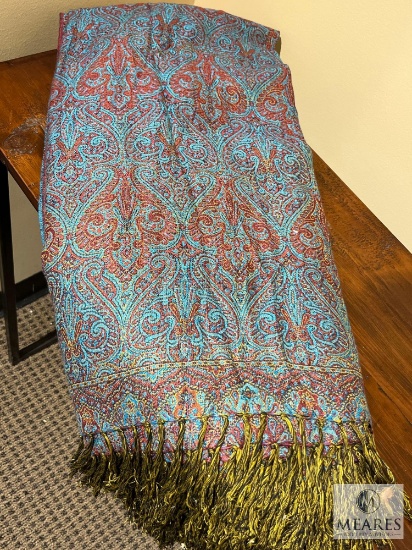 Multi-Color Throw Blanket with Fringe Edge