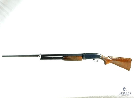 (6033) Winchester Model 12 Pump Action 16 Ga. Shotgun