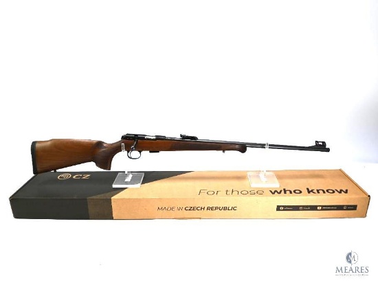 (6169) NEW CZ 457 Premium Bolt Action Rifle Chambered in .22LR