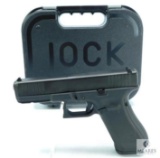 (6122) NEW Glock Model 17 Gen 5 Semi-Auto 9mm Pistol