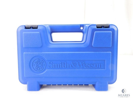 New Smith and Wesson Collectors Hard Side Pistol Case for Up to 6" Barrels