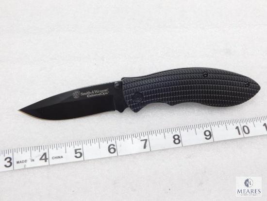New Smith and Wesson Extreme Ops Tactical Folder with Belt Carry Clip