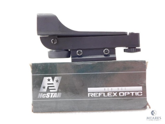 New Ncstar Red Dot Reflex Sight with Weaver Mount. Great on Rifle or Shotgun