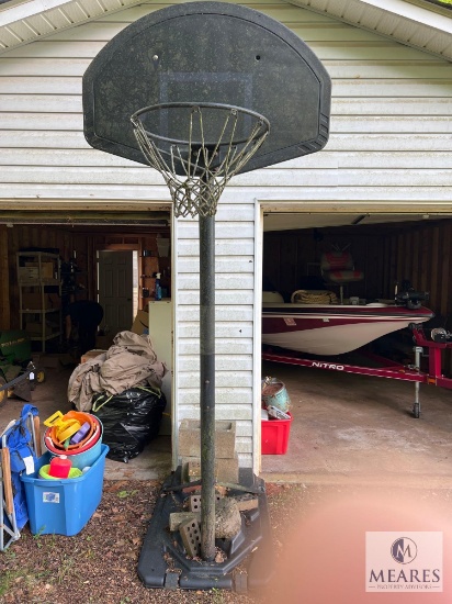 Basketball Hoop with Adjustable Height