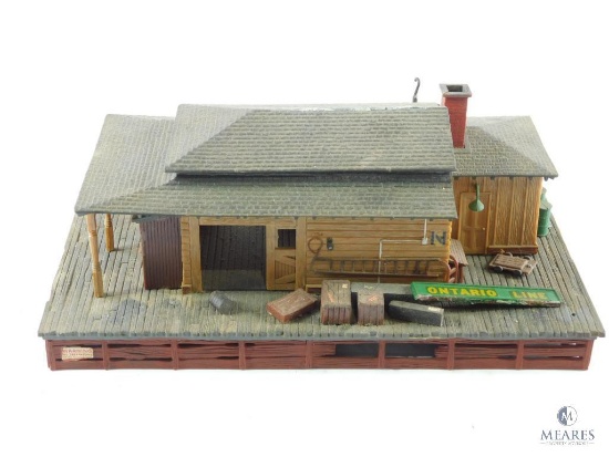 HO Scale Train Village Train Depot Ontario Line