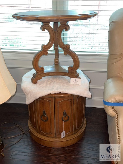 Group of Two Thomasville 1966 Mid-Century Modern Side Tables
