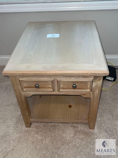 Broyhill One Drawer End Table