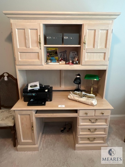 Work Desk/Computer Desk - NO CONTENTS