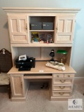 Work Desk/Computer Desk - NO CONTENTS