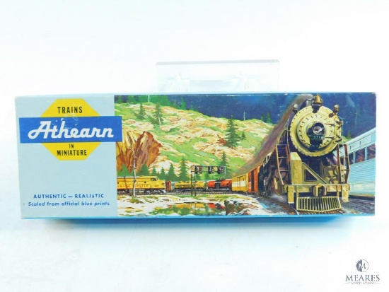 Athearn Trains in Miniature HO Scale Coach-RPO Powered Electric Diesel Engine RDC-3