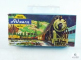 Athearn Trains in Miniature HO Scale Pennsylvania RR SW7 Diesel Engine 1478