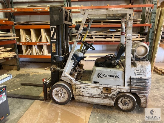 Kalmar AC Triple Mast LP Forklift with Side Shift