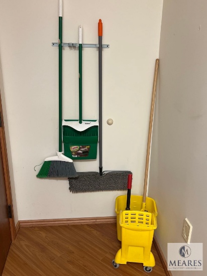 Cleaning Supply Lot
