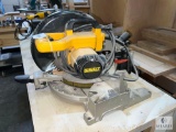 DeWalt DW713 10-inch Compound Miter Saw