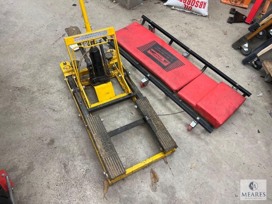 Central Hydraulics 1500-pound Capacity ATV Lift and Harbor Freight Creeper