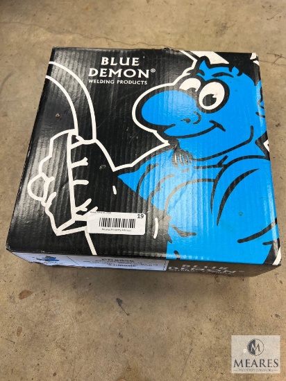 Unopened 16-ounce Box of Blue Demon ER5356 Aluminum MIG Welding Wire