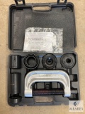 MADDOX Ball Joint Service Kit for 2WD and 4WD Vehicles MA10-1
