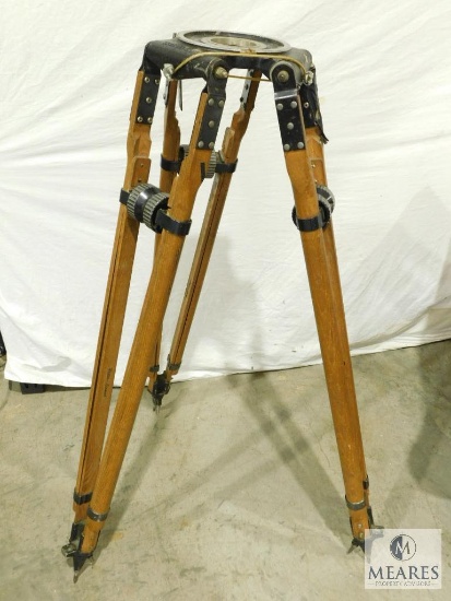 Antique Wooden Peter Lisand Tripod with Fluid Head, Extendable