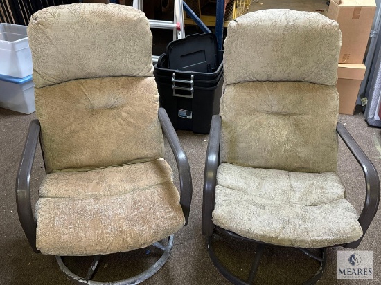 Pair of Outdoor Patio Swivel Chairs