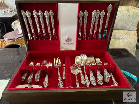International Silver Flatware Set (SIlverplate) with Tarnish Resistant Storage Box