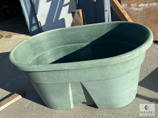 100-gallon Water Trough
