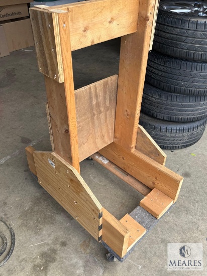 Wooden Outboard Motor Stand