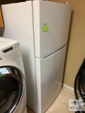 LG Top-Freezer Refrigerator - Model LTCS20020W