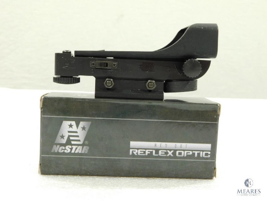 New NCstar Red Dot Reflex Sight with Weaver Mount. Great on Rifle, Shotgun or Handgun