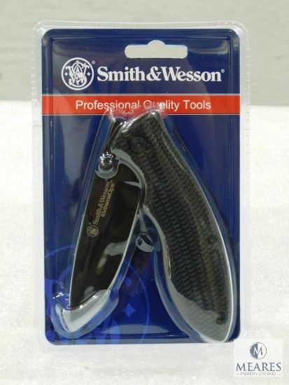 New Smith & Wesson Extreme Ops Tactical Folder with Belt Carry Clip