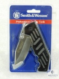 New Smith & Wesson Extreme Ops Tactical Folder with Belt Carry Clip