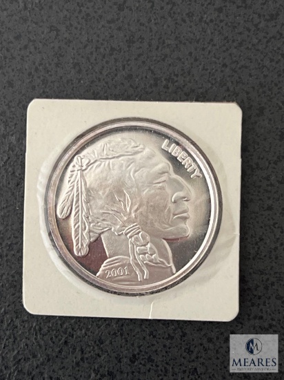 2001 Buffalo Head Style 1 Troy Ounce .999 Fine Silver Round