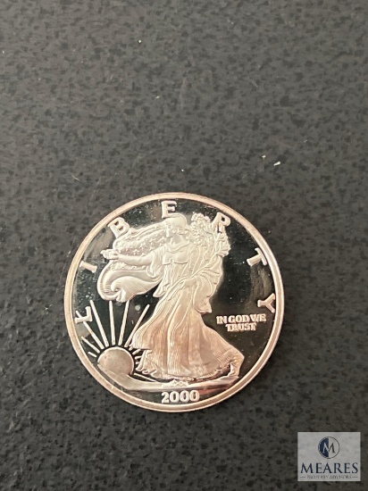 2000 New Millennium 1 Troy Ounce .999 Fine Silver Round