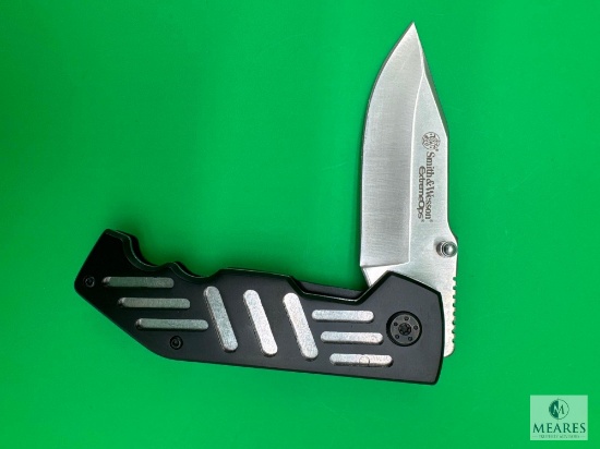 New Smith and Wesson Extreme Ops Tactical Folder