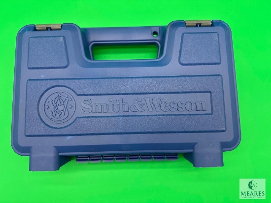 New Smith and Wesson Collectors Hard Side Pistol Case Up to 6" Barrels