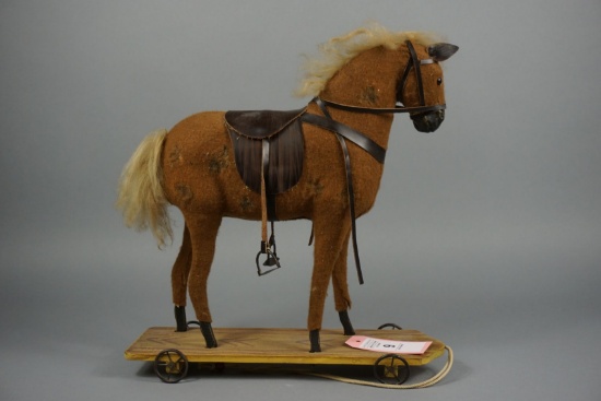 PULL HORSE TOY