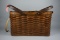 HAWKEYE PICNIC BASKET