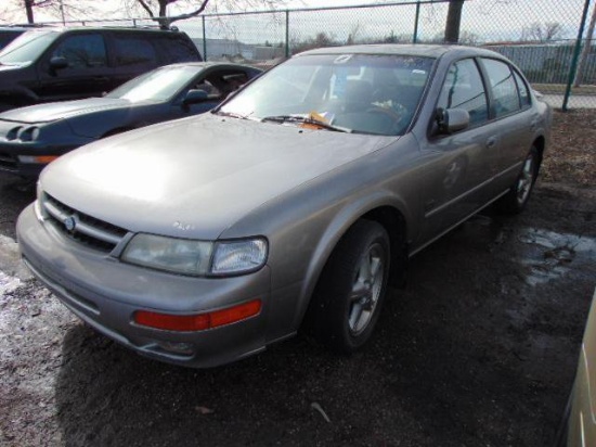 1999 Nissan Maxima