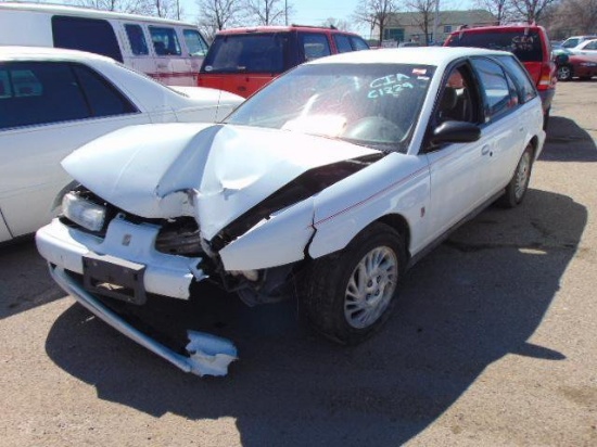 1999 Saturn SW2