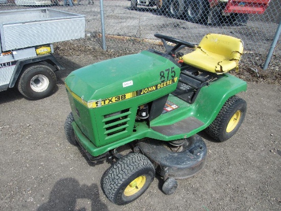 1997 John Deere STX 38 riding mower