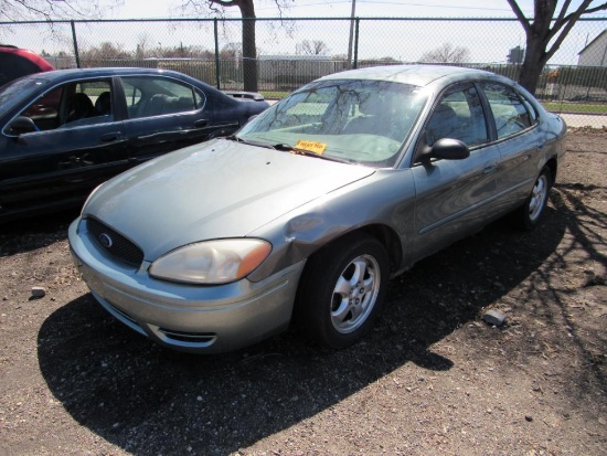 2005 Ford Taurus