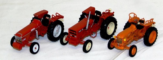 REPLICA RENAULT TRACTORS