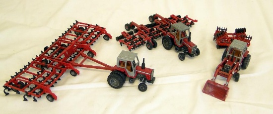 MASSEY FERGUSON LOT