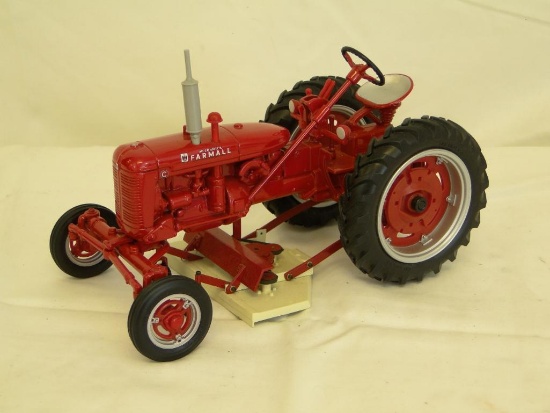 IH McCORMICK