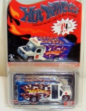 SCALE: 1/64 HAUL OF FAME TRUCK - 2009 CLUB EXCLUSIVE, RED LINE.