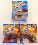 SCALE: 1/64 MONSTER JAM FULL BOAR, GRINDER, BLACK STALLION, SUPER IMPACT (2) AND EXCALIBER