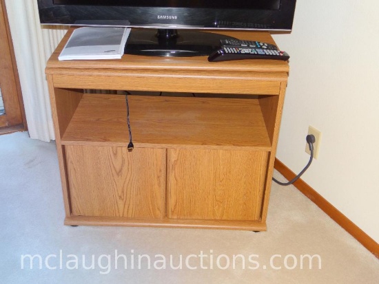 TELEVISION STAND