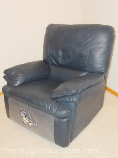 NATUZZI LEATHER RECLINER