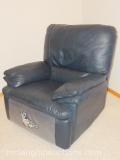 NATUZZI LEATHER RECLINER